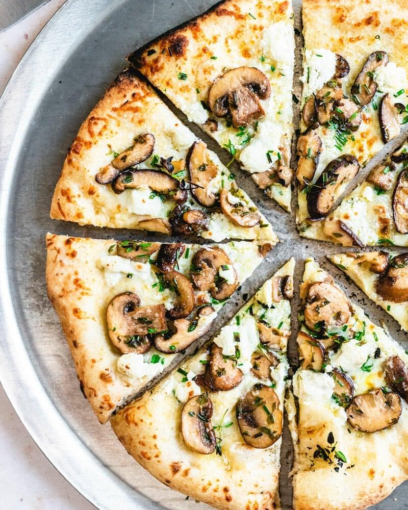 PIZZA MUSHROOM