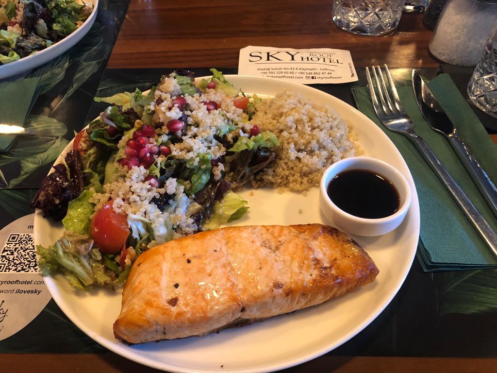 SALMON WITH  QUINOA & SALAD