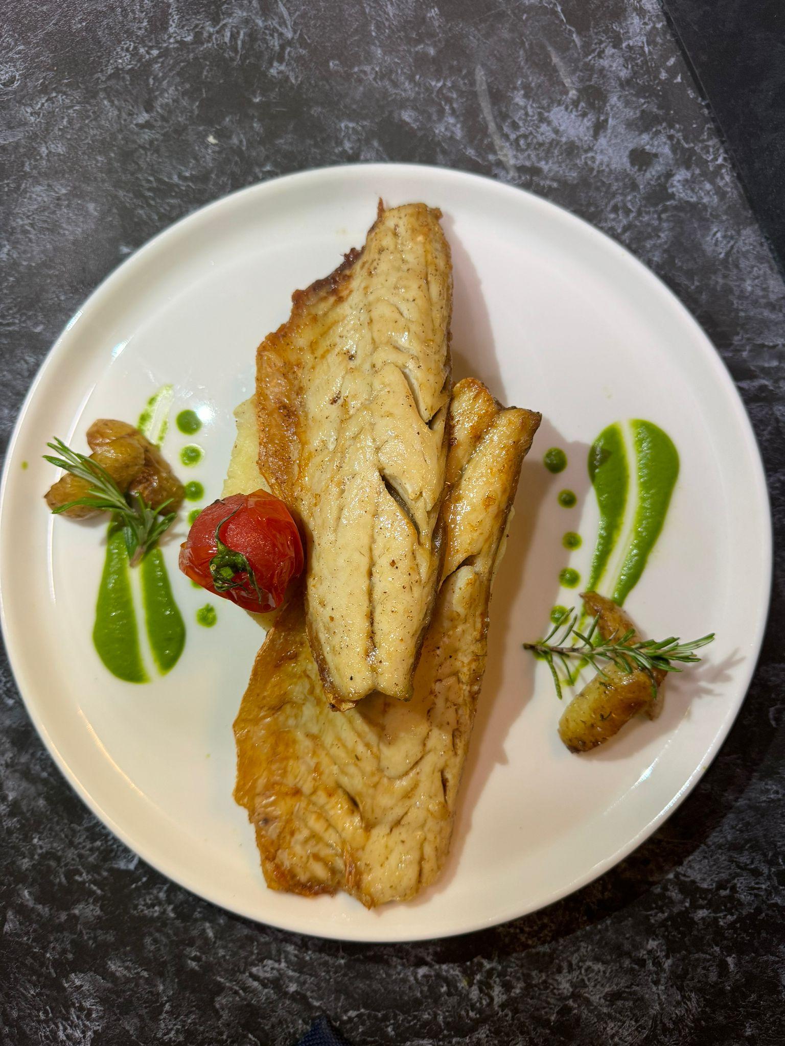 LEVREK IZGARA / GRILLED SEA BASS